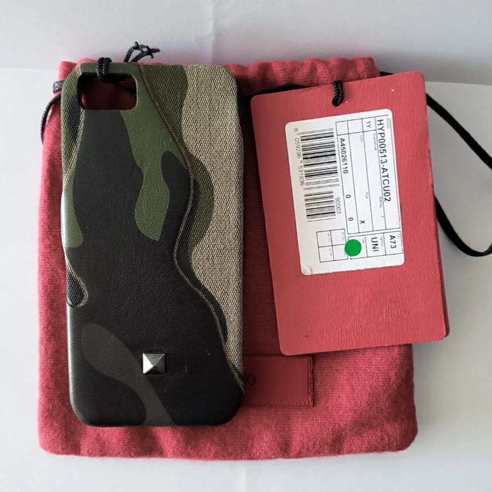 NWT VALENTINO iPhone 5/5s Leather Suede Stud Metal Accent Camo Print Hard Case